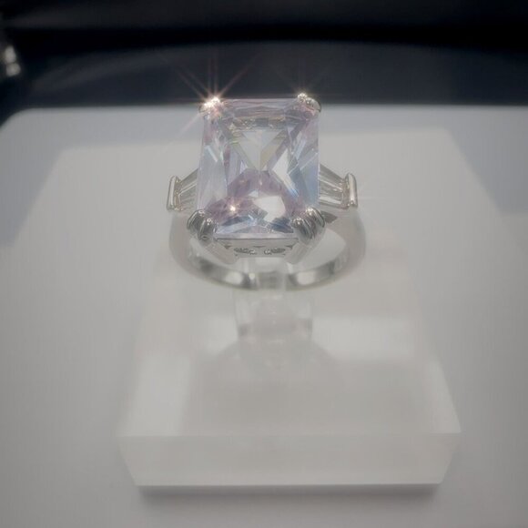 Sterling Silver Tone Cubic Zirconia Ring Size 7 - Picture 7 of 9